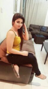 call girls in gulberg lahore